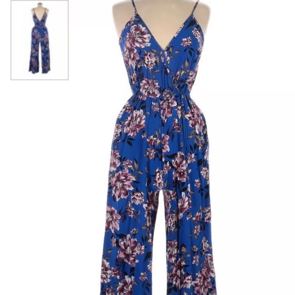 NWT Band of Gypsies Floral Lightweight Jumpsuit Size Small